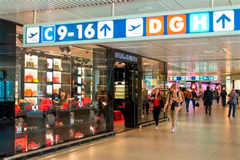 stores in rome airport